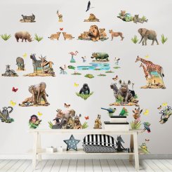 Inred barnrummet med väggdekor med afrika djur som elefant och lejon