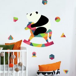 panda på gunghäst inspirerar när man ska inreda barnrummet